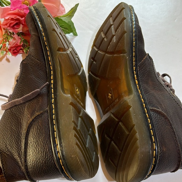 Doc MARTENS Chukka boots SUSSEX Size 9 BROWN LEATHER ANKLE DESERT BOOTS Low - Picture 4 of 17